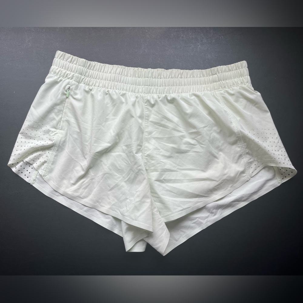 Athleta Hustle 3” Active Shorts (Size M) Calypso Mint Running Gym Training